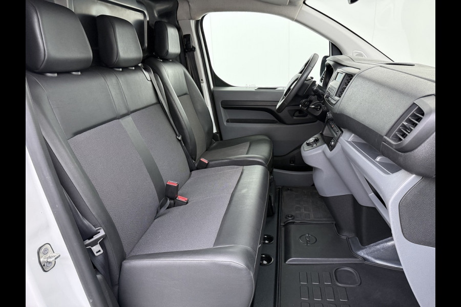 Opel Vivaro 2.0CDTI 123PK Automaat L2 3-Persoons Sortimo Inbouwkasten/lades Euro 6 Airco Cruise Control Bluetooth Pdc Betonplex Vloer Schuifdeur Wandbetimmering Dealeronderhouden 1e Eigenaar Origineel Nederlandse Auto