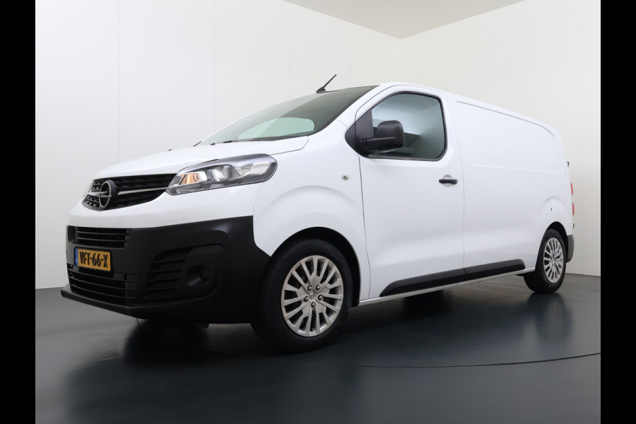 Opel Vivaro 2.0CDTI 123PK Automaat L2 3-Persoons Sortimo Inbouwkasten/lades Euro 6 Airco Cruise Control Bluetooth Pdc Betonplex Vloer Schuifdeur Wandbetimmering Dealeronderhouden 1e Eigenaar Origineel Nederlandse Auto