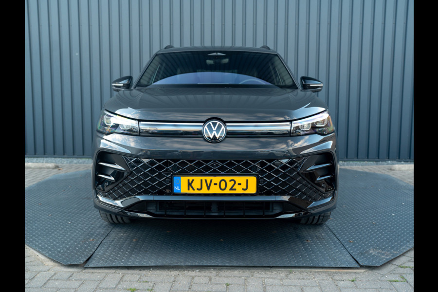 Volkswagen Tiguan 1.5 eHybrid R-Line Edition 272pk | Stoelgeheugen L&R | 360 Camera | Leder | Prijs Rijklaar!!