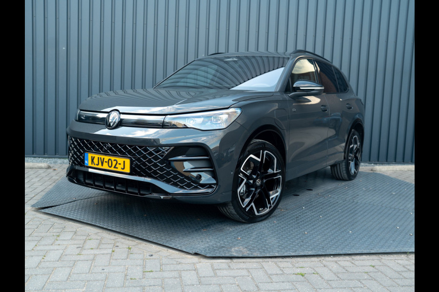Volkswagen Tiguan 1.5 eHybrid R-Line Edition 272pk | Stoelgeheugen L&R | 360 Camera | Leder | Prijs Rijklaar!!