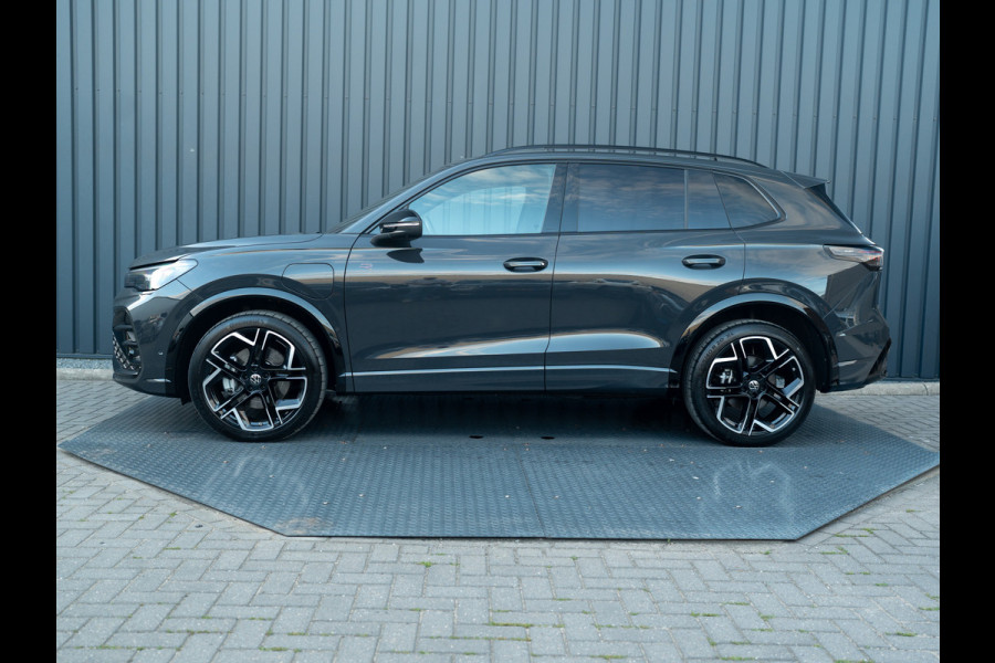 Volkswagen Tiguan 1.5 eHybrid R-Line Edition 272pk | Stoelgeheugen L&R | 360 Camera | Leder | Prijs Rijklaar!!