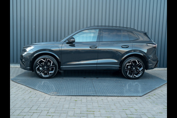 Volkswagen Tiguan 1.5 eHybrid R-Line Edition 272pk | Stoelgeheugen L&R | 360 Camera | Leder | Prijs Rijklaar!!