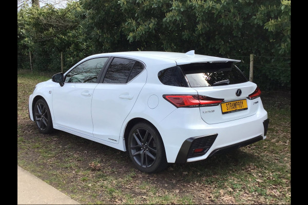 Lexus CT 200h F Sport Line in topstaat, 1e eigenaar