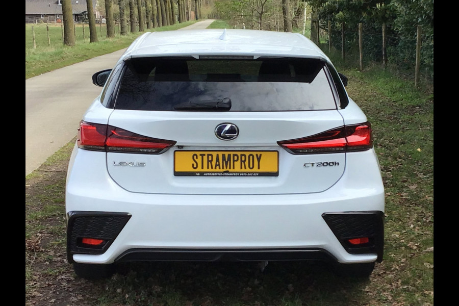 Lexus CT 200h F Sport Line in topstaat, 1e eigenaar