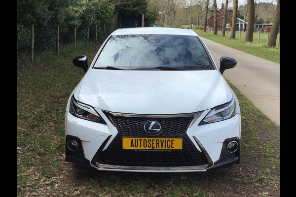 Lexus CT 200h F Sport Line in topstaat, 1e eigenaar