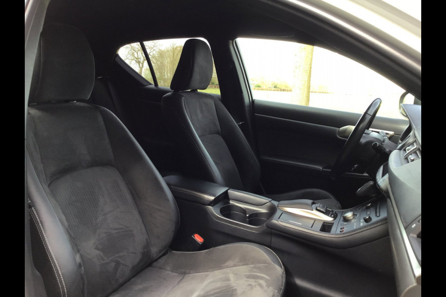 Lexus CT 200h F Sport Line in topstaat, 1e eigenaar