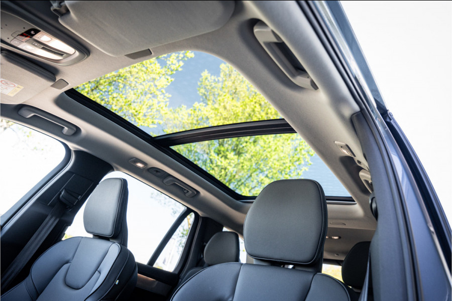 Volvo XC90 2.0 T8 Plug-in hybrid AWD Plus Dark ** Panodak ** Harman/Kardon ** Trekhaak ** HUD