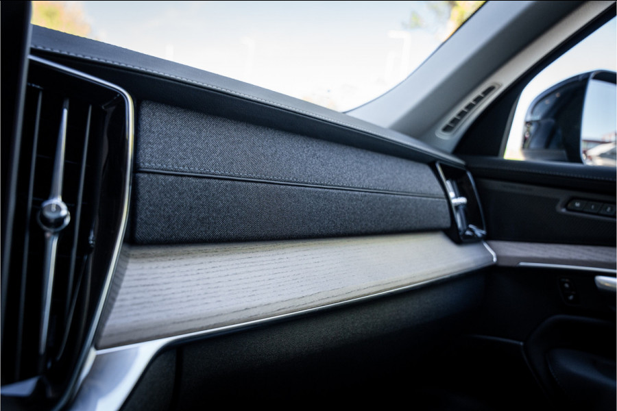 Volvo XC90 2.0 T8 Plug-in hybrid AWD Plus Dark ** Panodak ** Harman/Kardon ** Trekhaak ** HUD