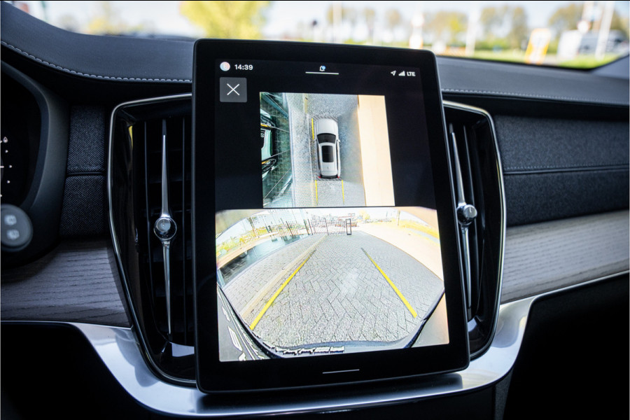 Volvo XC90 2.0 T8 Plug-in hybrid AWD Plus Dark ** Panodak ** Harman/Kardon ** Trekhaak ** HUD