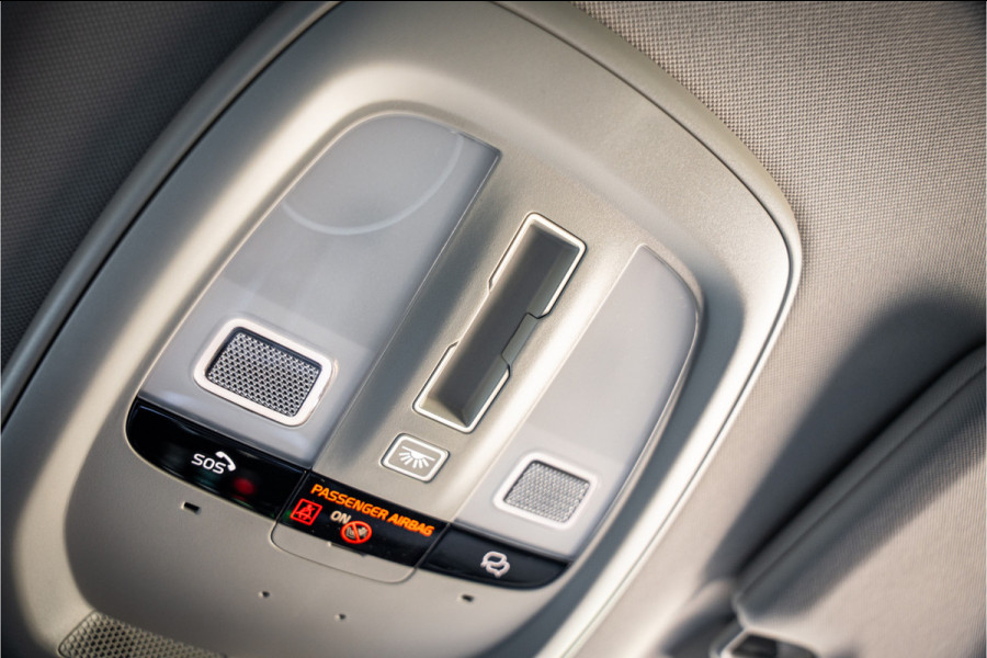 Volvo XC90 2.0 T8 Plug-in hybrid AWD Plus Dark ** Panodak ** Harman/Kardon ** Trekhaak ** HUD