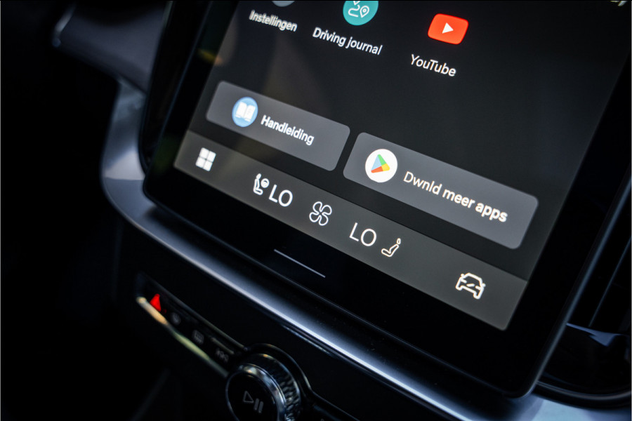 Volvo XC90 2.0 T8 Plug-in hybrid AWD Plus Dark ** Panodak ** Harman/Kardon ** Trekhaak ** HUD