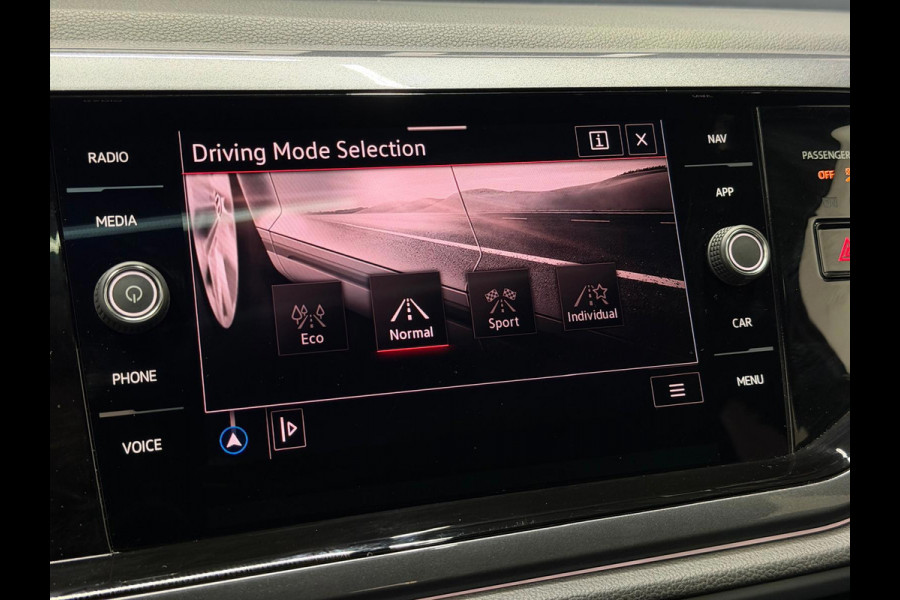 Volkswagen Polo 2.0 TSI GTI Pano Virtual LED Cam ACC