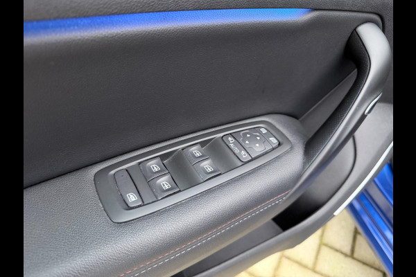 Renault Mégane Estate 1.6 E-Tech Plug-In Hybrid 160 R.S. Line | Camera | PDC | Keyless |
