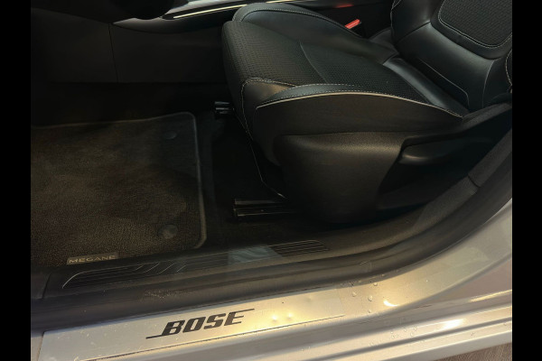 Renault Mégane Estate 1.3 TCe Bose|NAP|GROOT SCHERM|INRUIL MOGELIJK|