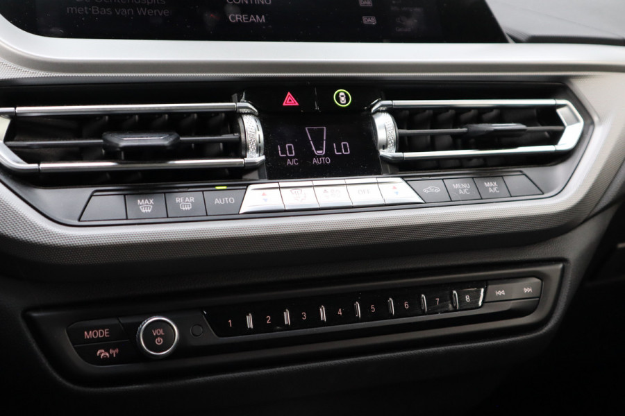 BMW 1-serie 118i Business Edition | Automaat | Carplay | Navi |