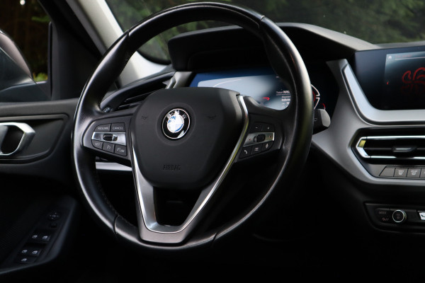 BMW 1-serie 118i Business Edition | Automaat | Carplay | Navi |