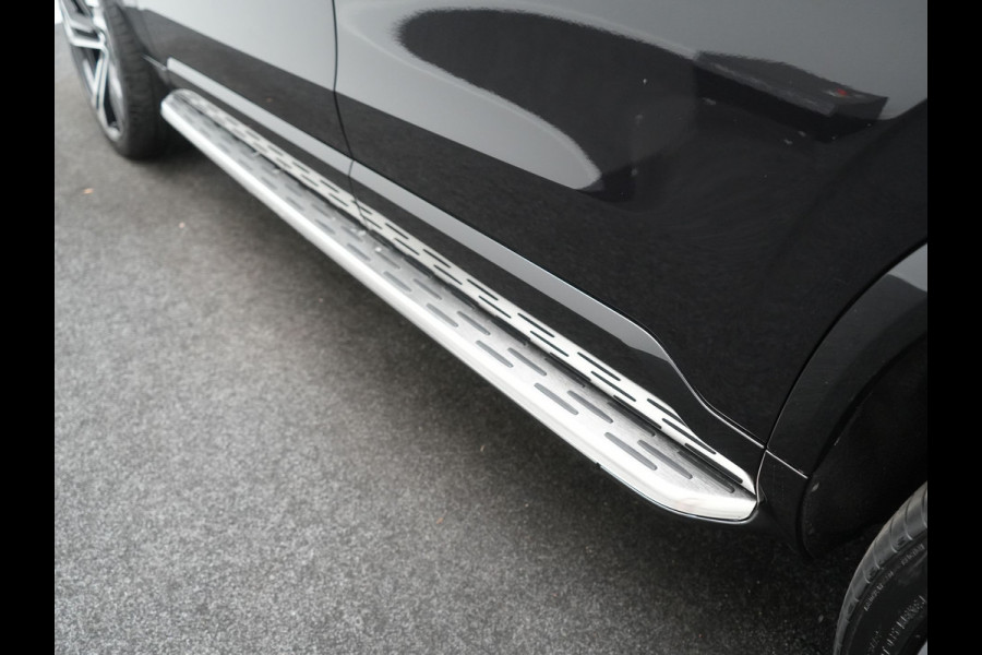 Volvo XC90 T8 Recharge AWD Ultimate Dark 7 Persoons 456pk PHEV LONG RANGE Dealer O.H | Trekhaak af Fabriek | Bowers & Wilkins | Panodak | 22"L.M | Adaptive Cruise | Head Up | Alcantara Hemel | Pilot Assist | Google Maps | Keyless |