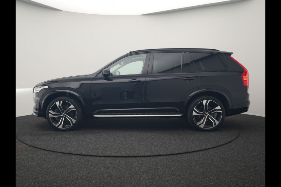 Volvo XC90 T8 Recharge AWD Ultimate Dark 7 Persoons 456pk PHEV LONG RANGE Dealer O.H | Trekhaak af Fabriek | Bowers & Wilkins | Panodak | 22"L.M | Adaptive Cruise | Head Up | Alcantara Hemel | Pilot Assist | Google Maps | Keyless |