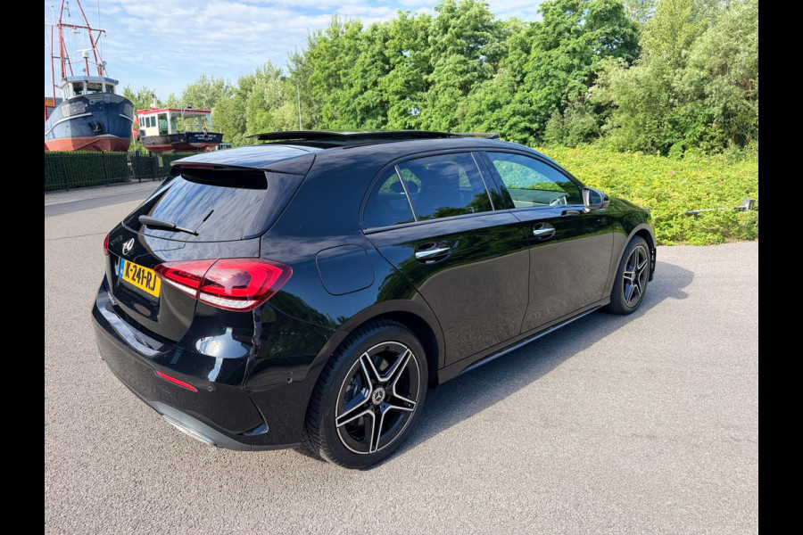 Mercedes-Benz A-Klasse 250 e AMG Limited Nightpakket Burmester Multibeam Panorama Memory Sfeer Camera Night Keyless