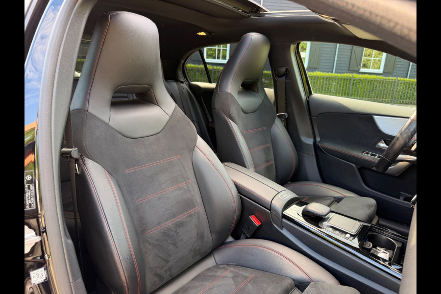 Mercedes-Benz A-Klasse 250 e AMG Limited Nightpakket Burmester Multibeam Panorama Memory Sfeer Camera Night Keyless