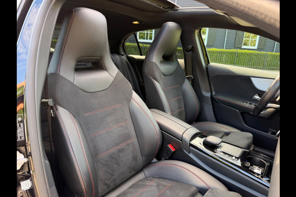 Mercedes-Benz A-Klasse 250 e AMG Limited Nightpakket Burmester Multibeam Panorama Memory Sfeer Camera Night Keyless