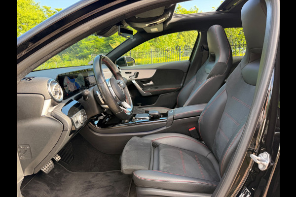 Mercedes-Benz A-Klasse 250 e AMG Limited Nightpakket Burmester Multibeam Panorama Memory Sfeer Camera Night Keyless