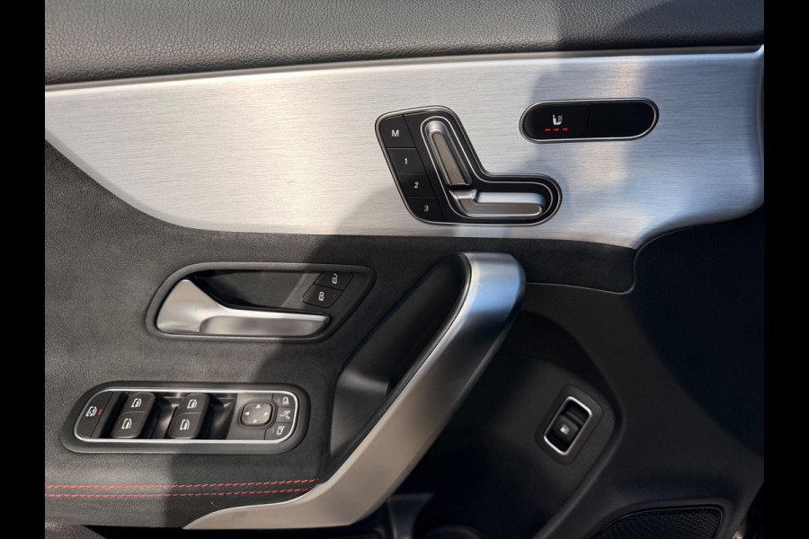 Mercedes-Benz A-Klasse 250 e AMG Limited Nightpakket Burmester Multibeam Panorama Memory Sfeer Camera Night Keyless