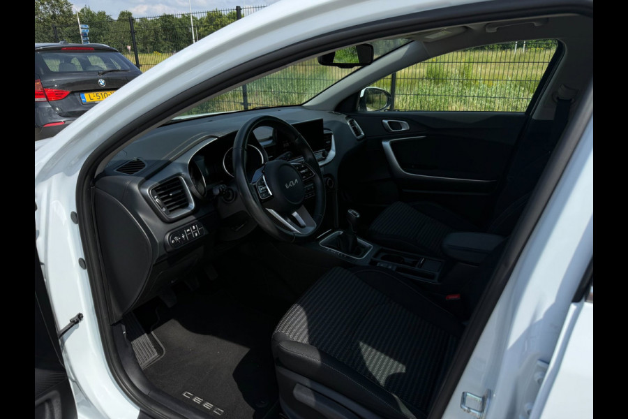 Kia Ceed Sportswagon 1.0 T-GDi DynamicLine | Achteruitrijcamera | PDC | Trekhaak | Carplay |