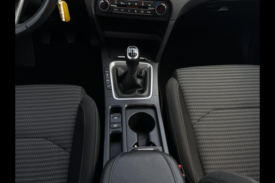 Kia Ceed Sportswagon 1.0 T-GDi DynamicLine | Achteruitrijcamera | PDC | Trekhaak | Carplay |