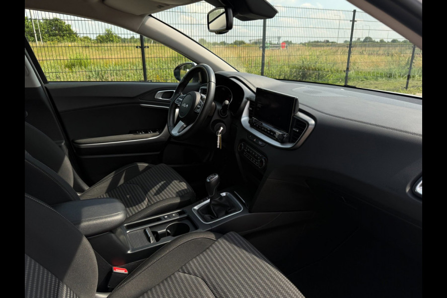 Kia Ceed Sportswagon 1.0 T-GDi DynamicLine | Achteruitrijcamera | PDC | Trekhaak | Carplay |