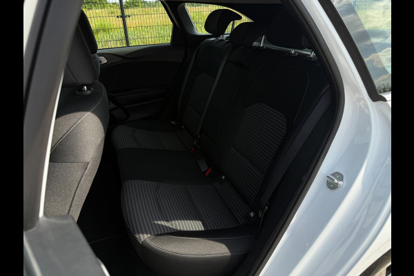 Kia Ceed Sportswagon 1.0 T-GDi DynamicLine | Achteruitrijcamera | PDC | Trekhaak | Carplay |