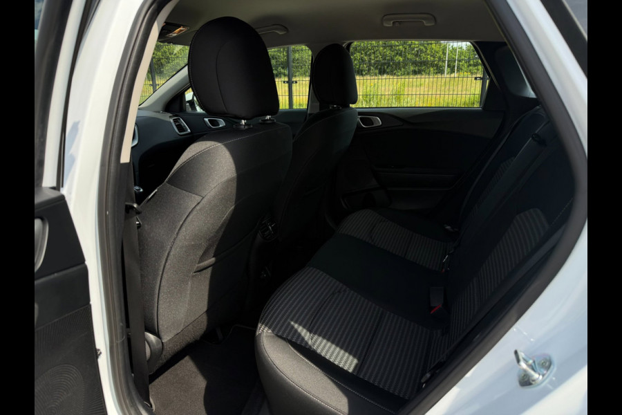 Kia Ceed Sportswagon 1.0 T-GDi DynamicLine | Achteruitrijcamera | PDC | Trekhaak | Carplay |