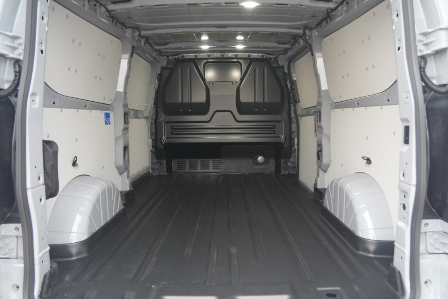 Ford E-Transit Custom 340 L2H1 Sport 71 kWh 218pk - ACC - B&O - Navi - Stoel/Stuurverwarming - 360 Camera - Blindspot - Rijklaar