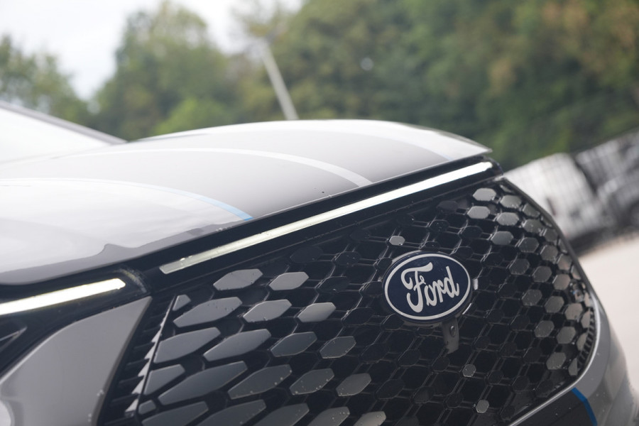Ford E-Transit Custom 340 L2H1 Sport 71 kWh 218pk - ACC - B&O - Navi - Stoel/Stuurverwarming - 360 Camera - Blindspot - Rijklaar
