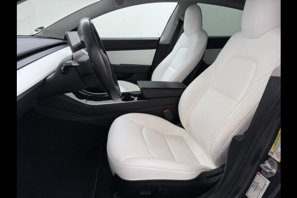 Tesla Model 3 Long Range AWD 75kWh 463PK Full Self Driving Ivoor Interieur All-Season banden Privacy Glas Premium Audio Panoramadak Navi Camer SOH 82% Lmv Leder Memory Elek.Stoelen Achterbank+Stoelverwarming Keyless Wifi Origineel Nederlandse Particuliere Auto Fabrieksgarantie op Accu en motor tot 25-3-2027/192.000KM