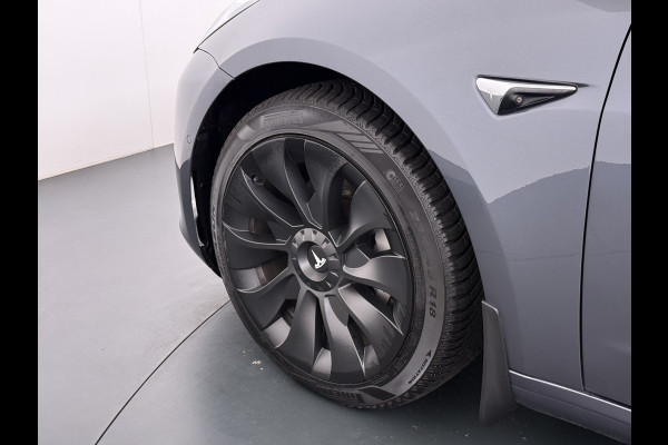 Tesla Model 3 Long Range AWD 75kWh 463PK Full Self Driving Ivoor Interieur All-Season banden Privacy Glas Premium Audio Panoramadak Navi Camer SOH 82% Lmv Leder Memory Elek.Stoelen Achterbank+Stoelverwarming Keyless Wifi Origineel Nederlandse Particuliere Auto Fabrieksgarantie op Accu en motor tot 25-3-2027/192.000KM