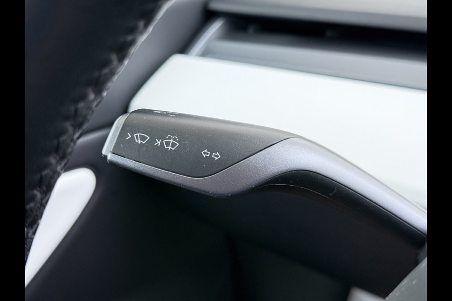 Tesla Model 3 Long Range AWD 75kWh 463PK Full Self Driving Ivoor Interieur All-Season banden Privacy Glas Premium Audio Panoramadak Navi Camer SOH 82% Lmv Leder Memory Elek.Stoelen Achterbank+Stoelverwarming Keyless Wifi Origineel Nederlandse Particuliere Auto Fabrieksgarantie op Accu en motor tot 25-3-2027/192.000KM