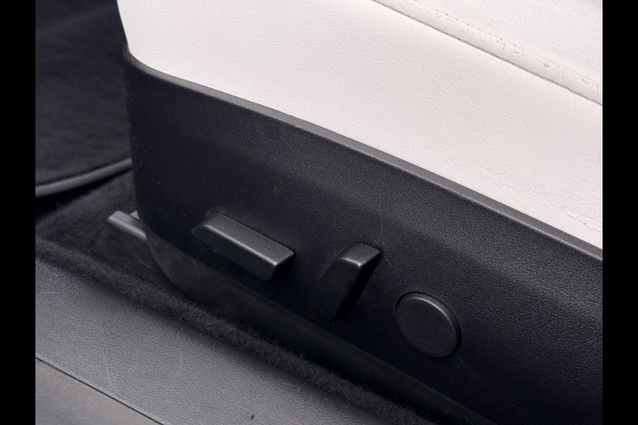 Tesla Model 3 Long Range AWD 75kWh 463PK Full Self Driving Ivoor Interieur All-Season banden Privacy Glas Premium Audio Panoramadak Navi Camer SOH 82% Lmv Leder Memory Elek.Stoelen Achterbank+Stoelverwarming Keyless Wifi Origineel Nederlandse Particuliere Auto Fabrieksgarantie op Accu en motor tot 25-3-2027/192.000KM