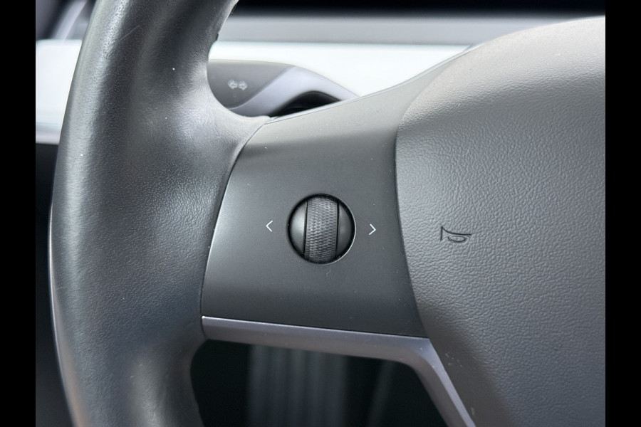 Tesla Model 3 Long Range AWD 75kWh 463PK Full Self Driving Ivoor Interieur All-Season banden Privacy Glas Premium Audio Panoramadak Navi Camer SOH 82% Lmv Leder Memory Elek.Stoelen Achterbank+Stoelverwarming Keyless Wifi Origineel Nederlandse Particuliere Auto Fabrieksgarantie op Accu en motor tot 25-3-2027/192.000KM