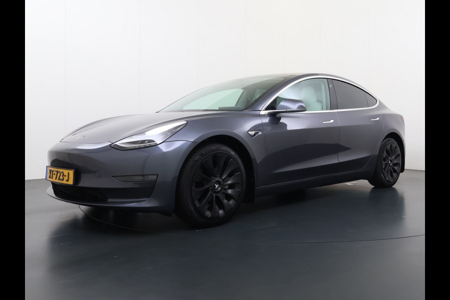 Tesla Model 3 Long Range AWD 75kWh 463PK Full Self Driving Ivoor Interieur All-Season banden Privacy Glas Premium Audio Panoramadak Navi Camer SOH 82% Lmv Leder Memory Elek.Stoelen Achterbank+Stoelverwarming Keyless Wifi Origineel Nederlandse Particuliere Auto Fabrieksgarantie op Accu en motor tot 25-3-2027/192.000KM
