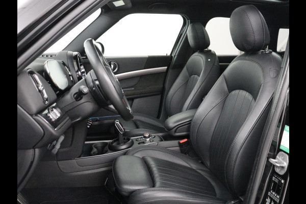 MINI Countryman 2.0 Cooper S Hammersmith | Panoramadak | Carplay | Camera | Harman/Kardon | Leder | Stoelverwarming | Elektrische kofferbak | Digital cockpit | Keyless | Cruise control | Climate control