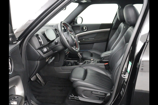 MINI Countryman 2.0 Cooper S Hammersmith | Panoramadak | Carplay | Camera | Harman/Kardon | Leder | Stoelverwarming | Elektrische kofferbak | Digital cockpit | Keyless | Cruise control | Climate control