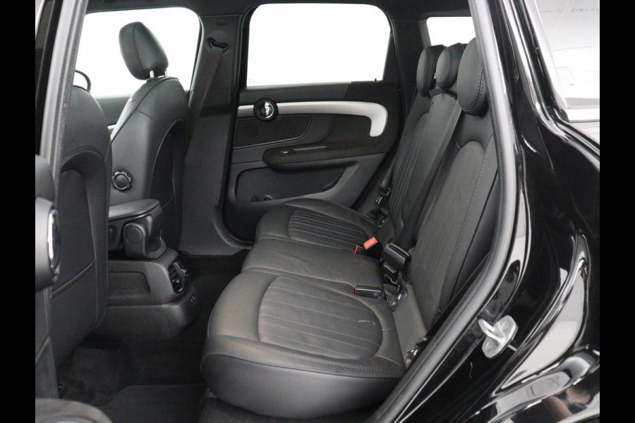 MINI Countryman 2.0 Cooper S Hammersmith | Panoramadak | Carplay | Camera | Harman/Kardon | Leder | Stoelverwarming | Elektrische kofferbak | Digital cockpit | Keyless | Cruise control | Climate control