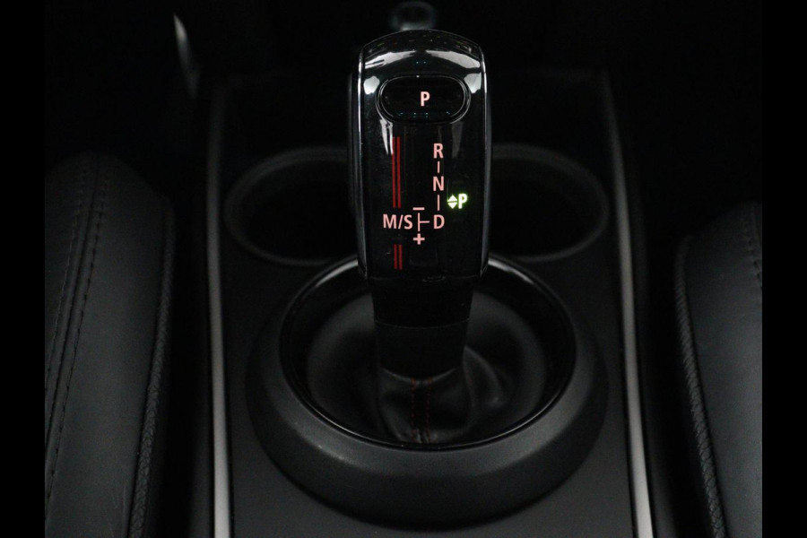 MINI Countryman 2.0 Cooper S Hammersmith | Panoramadak | Carplay | Camera | Harman/Kardon | Leder | Stoelverwarming | Elektrische kofferbak | Digital cockpit | Keyless | Cruise control | Climate control
