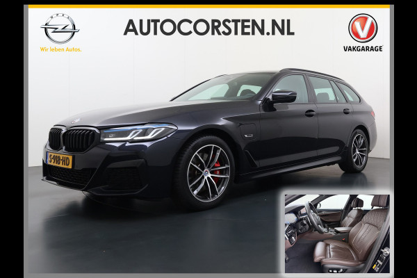 BMW 5 Serie Touring 530e 292PK Hybrid xDrive M-Sport Leder Elek.Comfort Stoelen+Memory+Verwarmd Shadow Line Live Cockpit Pro Apple Carplay/A Elek.Achterklep Aero-Pack 4WD AWD Pdc DAB+ Led+High Beam Assist Cruise Control Wifi Dealeronderhouden Origineel Nederlandse Auto