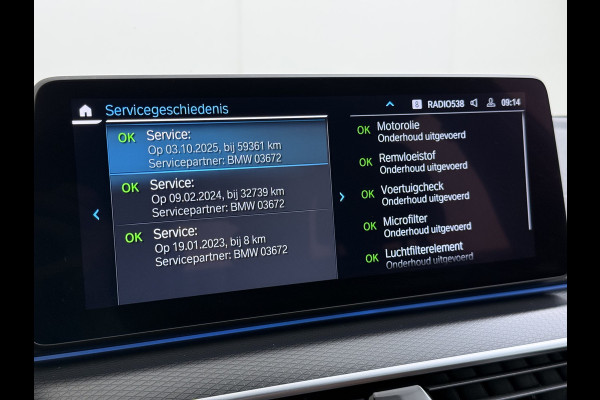 BMW 5 Serie Touring 530e 292PK Hybrid xDrive M-Sport Leder Elek.Comfort Stoelen+Memory+Verwarmd Shadow Line Live Cockpit Pro Apple Carplay/A Elek.Achterklep Aero-Pack 4WD AWD Pdc DAB+ Led+High Beam Assist Cruise Control Wifi Dealeronderhouden Origineel Nederlandse Auto