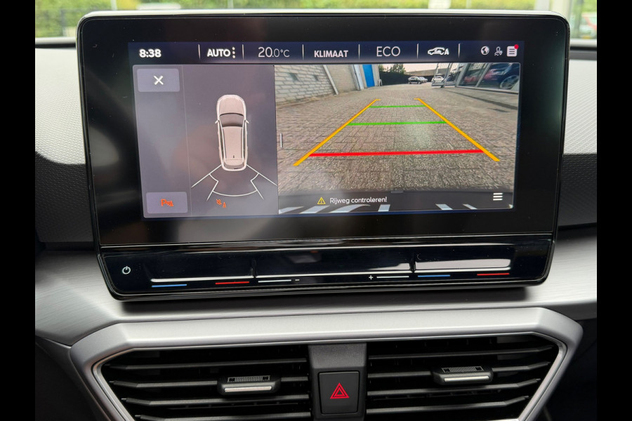 Seat Leon Sportstourer 1.4 TSI eHybrid PHEV FR Business | Navigatie | Clima | Panoramadak | Cruise | Camera | Trekhaak | 18"