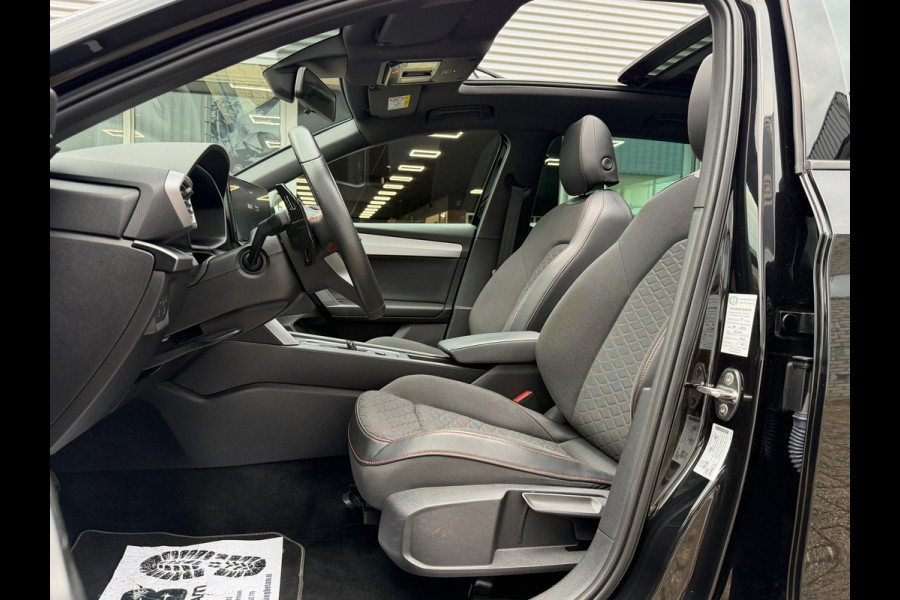 Seat Leon Sportstourer 1.4 TSI eHybrid PHEV FR Business | Navigatie | Clima | Panoramadak | Cruise | Camera | Trekhaak | 18"