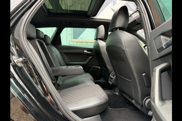 Seat Leon Sportstourer 1.4 TSI eHybrid PHEV FR Business | Navigatie | Clima | Panoramadak | Cruise | Camera | Trekhaak | 18"