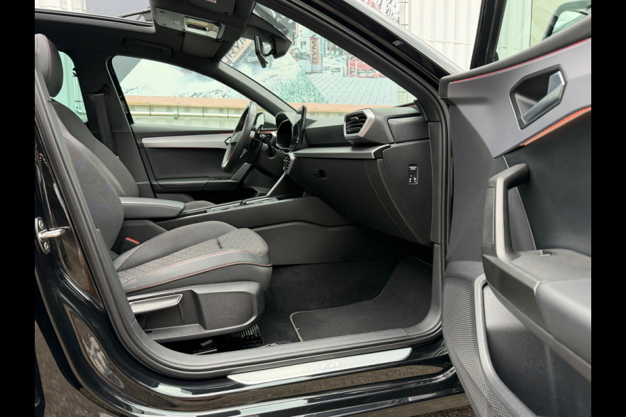 Seat Leon Sportstourer 1.4 TSI eHybrid PHEV FR Business | Navigatie | Clima | Panoramadak | Cruise | Camera | Trekhaak | 18"